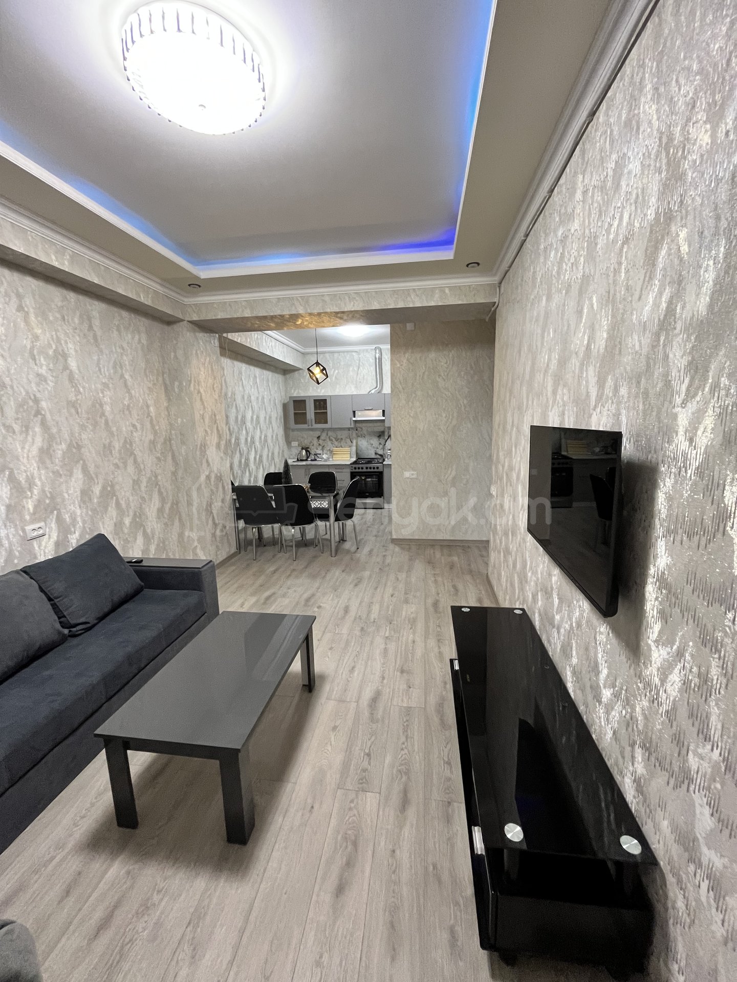 2 Սենյականոց Բնակարան Նորակառույցում, 60քմ, 6/18 հարկ, Դիզայներական Վերանորոգված, Կահավորված, Արևկող