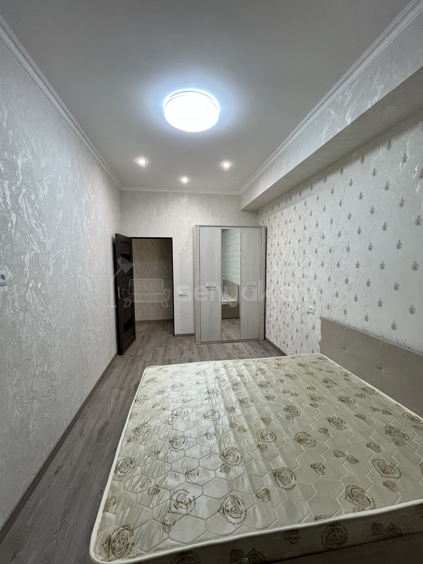 2 Սենյականոց Բնակարան Նորակառույցում, 60քմ, 6/18 հարկ, Դիզայներական Վերանորոգված, Կահավորված, Արևկող