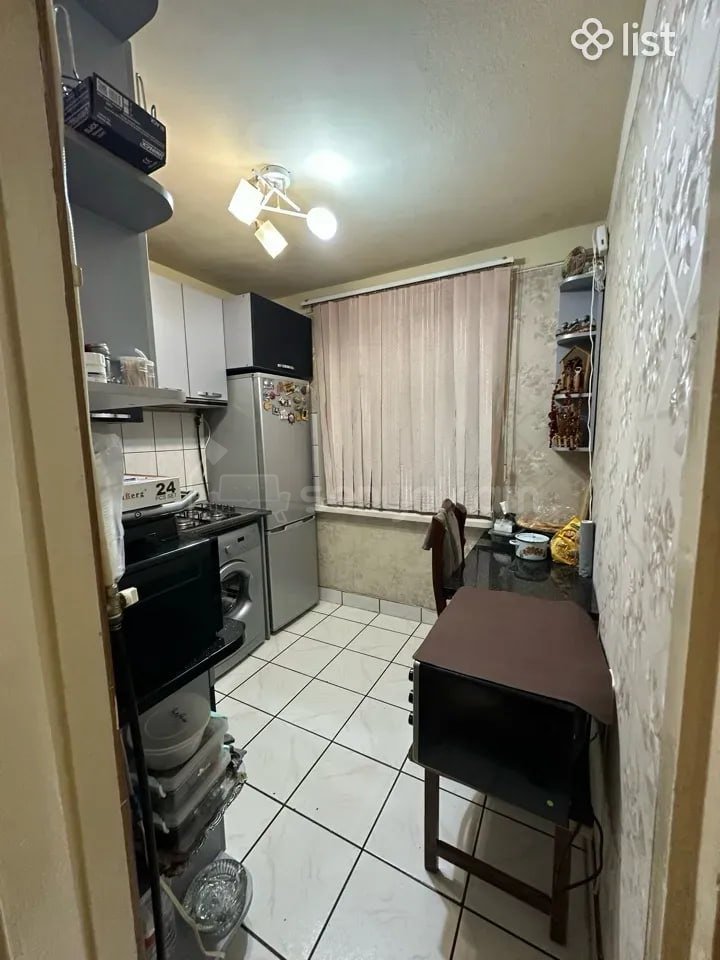 2 Սենյականոց Բնակարան Քարե Շենքում, 50քմ, 1/4 հարկ, Կապիտալ Վերանորոգված