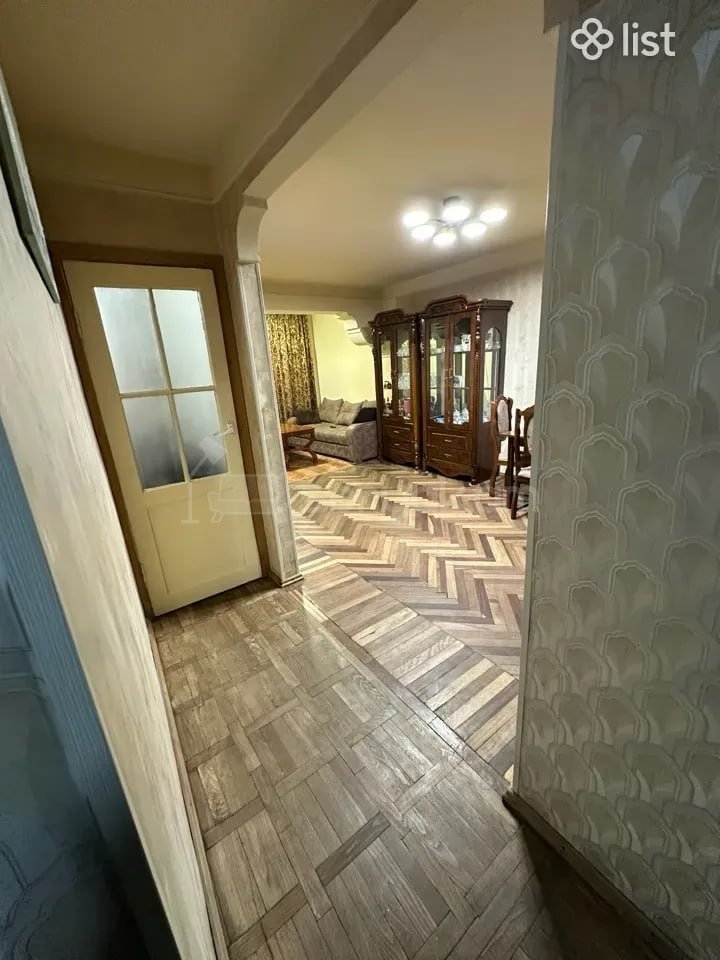 2 Սենյականոց Բնակարան Քարե Շենքում, 50քմ, 1/4 հարկ, Կապիտալ Վերանորոգված