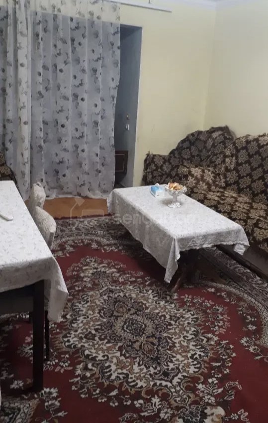 1 Սենյականոց Բնակարան, 48քմ, 4/9 հարկ, Նորմալ Վիճակում, Կահավորված