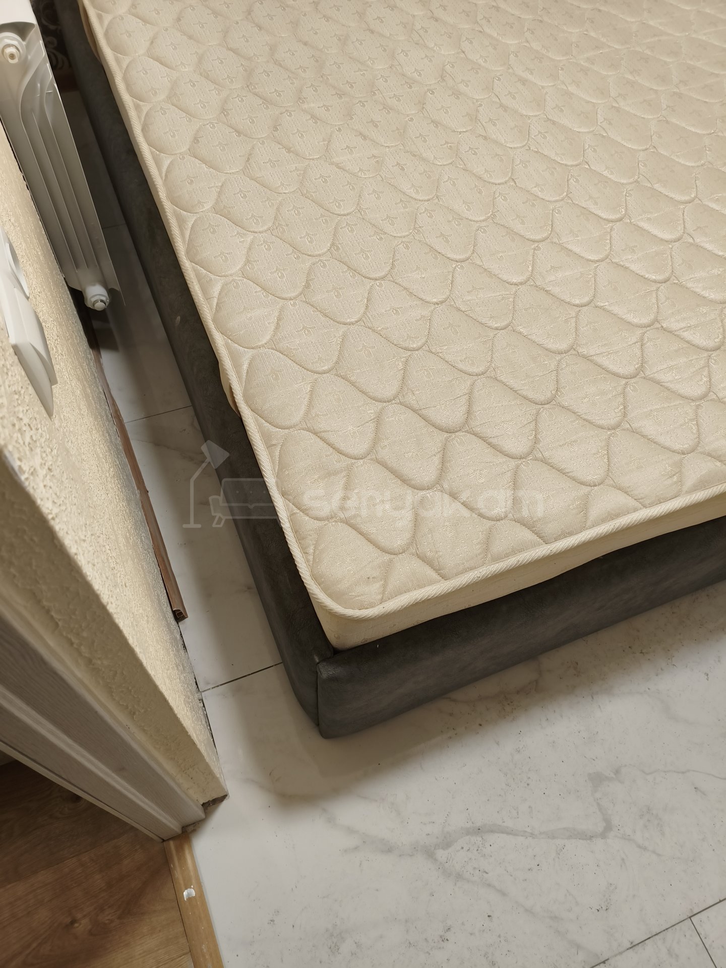 2 Սենյականոց Բնակարան Քարե Շենքում, 35քմ, 1/1 հարկ, Կապիտալ Վերանորոգված, Կահավորված