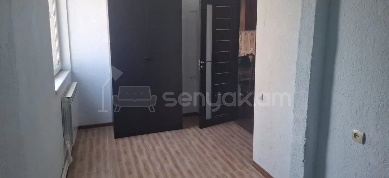 2 Սենյականոց Բնակարան Քարե Շենքում, 72քմ, 4/4 հարկ, Կապիտալ Վերանորոգված, Կահավորված