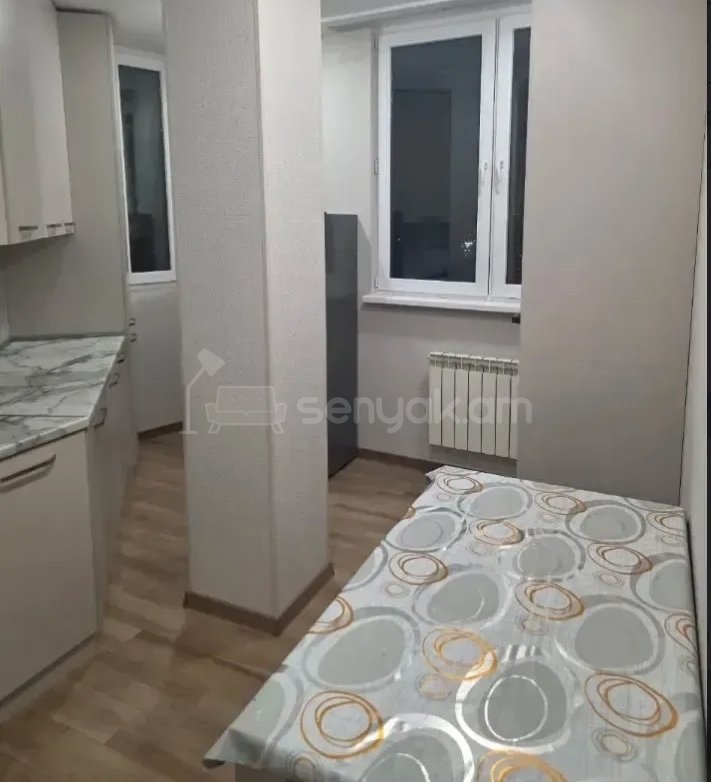 3 Սենյականոց Բնակարան, 77քմ, 5/9 հարկ, Նորմալ Վիճակում, Կահավորված, Արևկող