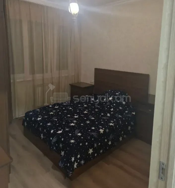 3 Սենյականոց Բնակարան, 77քմ, 5/9 հարկ, Նորմալ Վիճակում, Կահավորված, Արևկող