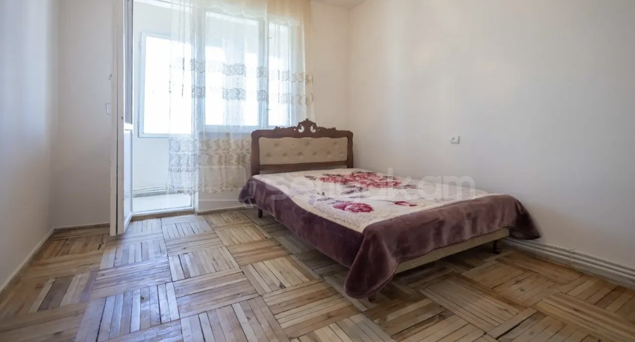 3 Սենյականոց Բնակարան, 85քմ, 8/14 հարկ, Կապիտալ Վերանորոգված, Կահավորված, Արևկող