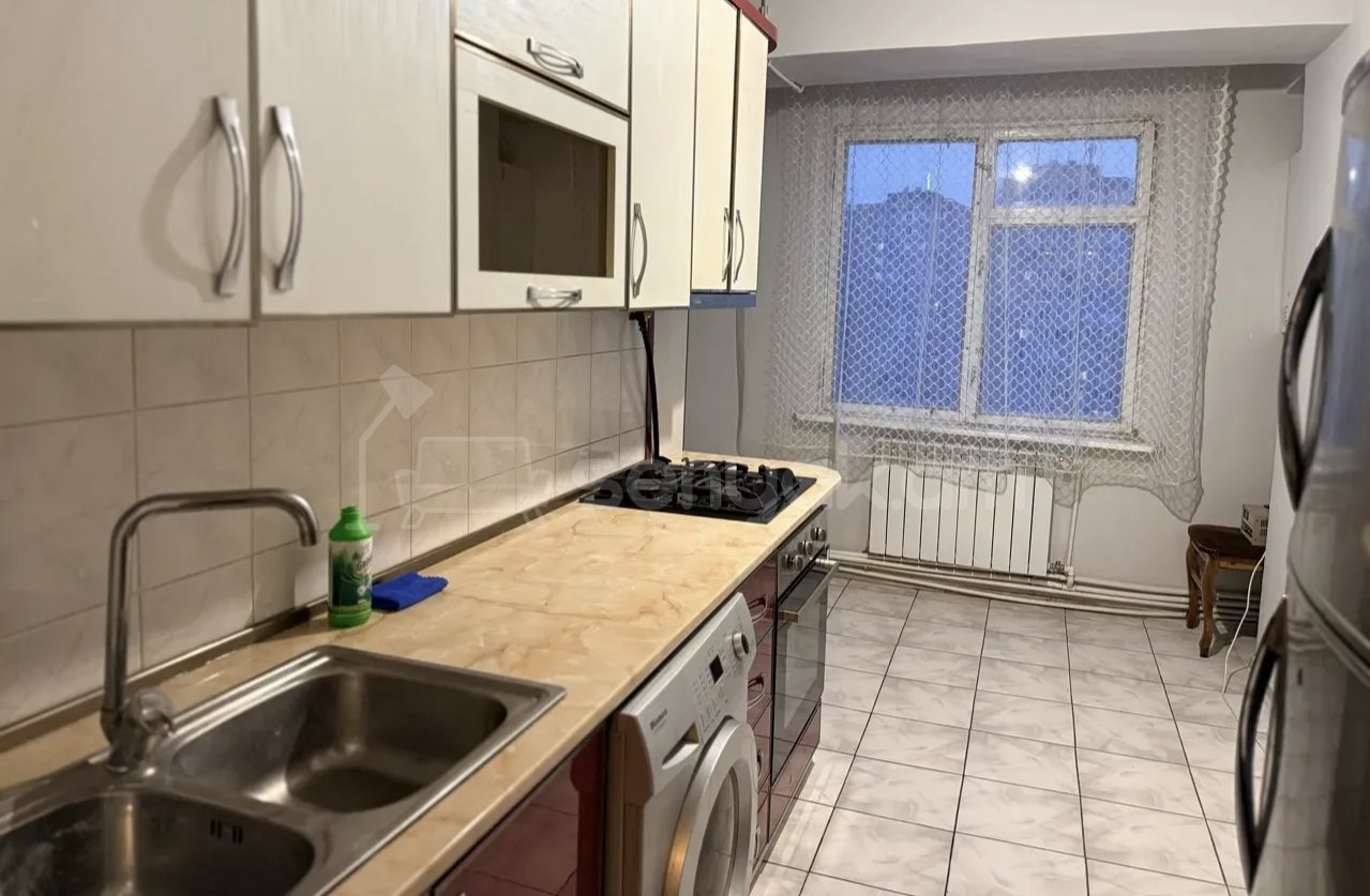 3 Սենյականոց Բնակարան, 85քմ, 8/14 հարկ, Կապիտալ Վերանորոգված, Կահավորված, Արևկող