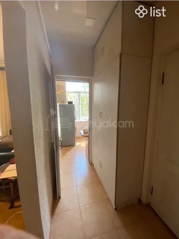 1 Սենյականոց Բնակարան Քարե Շենքում, 40քմ, 1/5 հարկ, Կապիտալ Վերանորոգված, Կահավորված