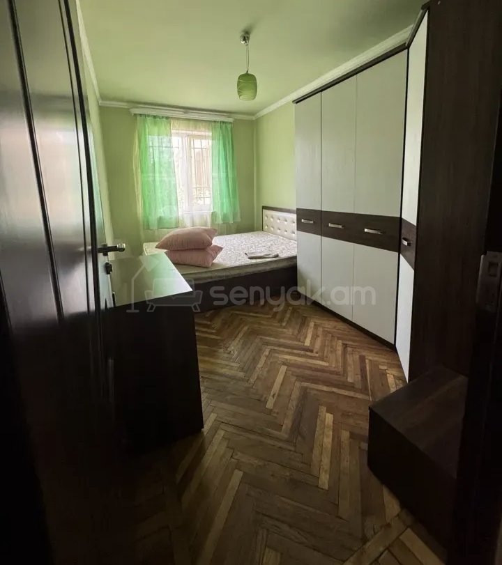 2 Սենյականոց Բնակարան Քարե Շենքում, 44քմ, 2/5 հարկ, Կապիտալ Վերանորոգված, Կահավորված, Արևկող