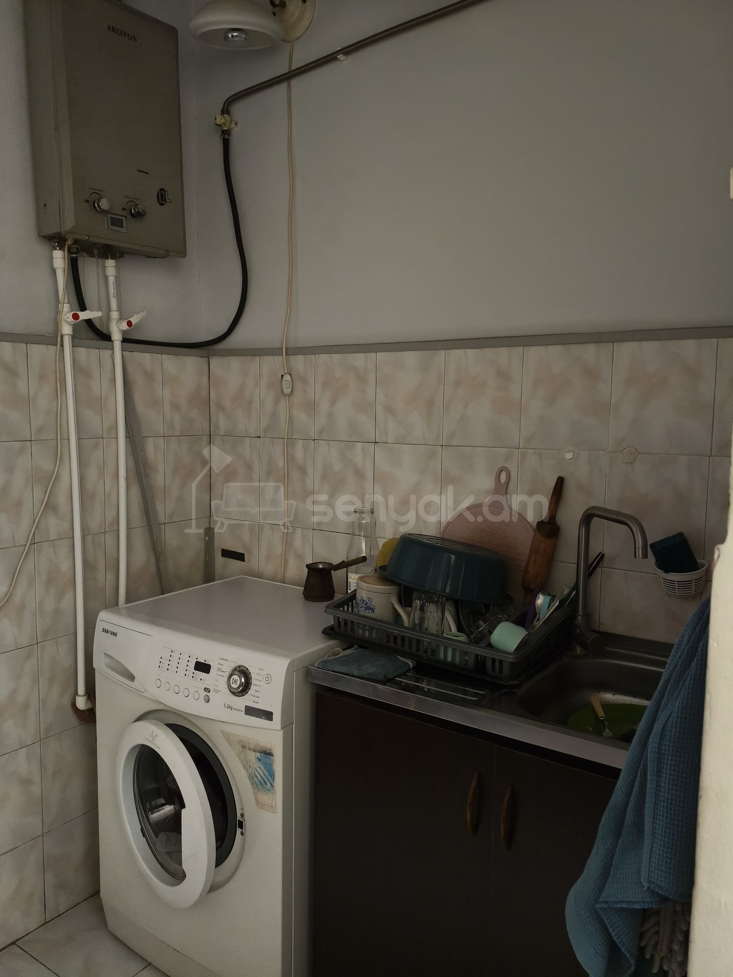 3 Սենյականոց Բնակարան, 78քմ, 4/9 հարկ, Նորմալ Վիճակում, Կահավորված, Արևկող