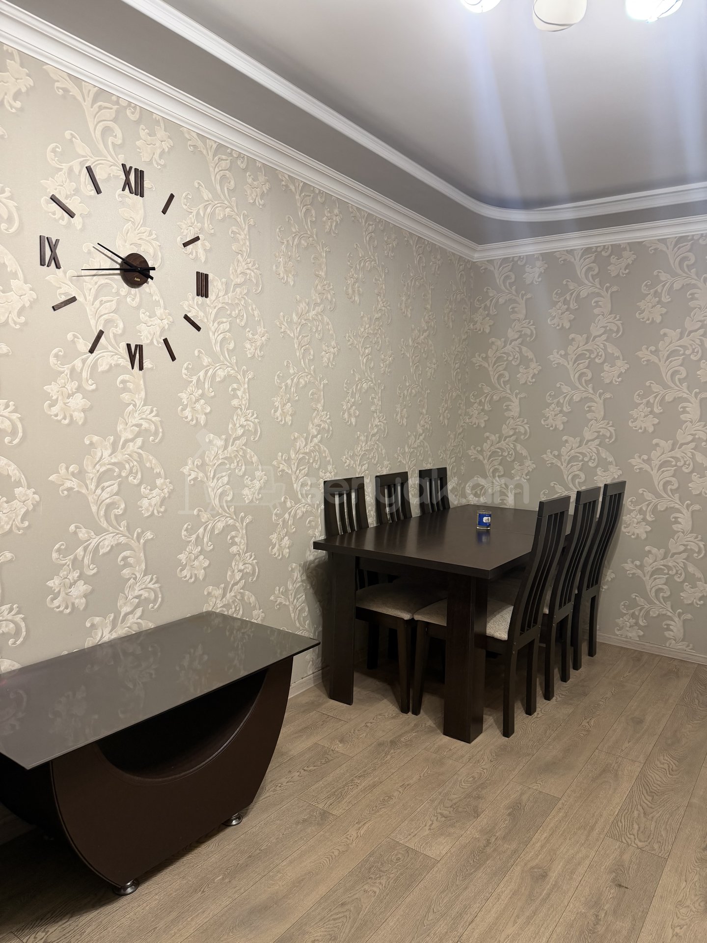 2 Սենյականոց Բնակարան Քարե Շենքում, 44քմ, 4/5 հարկ, Կապիտալ Վերանորոգված