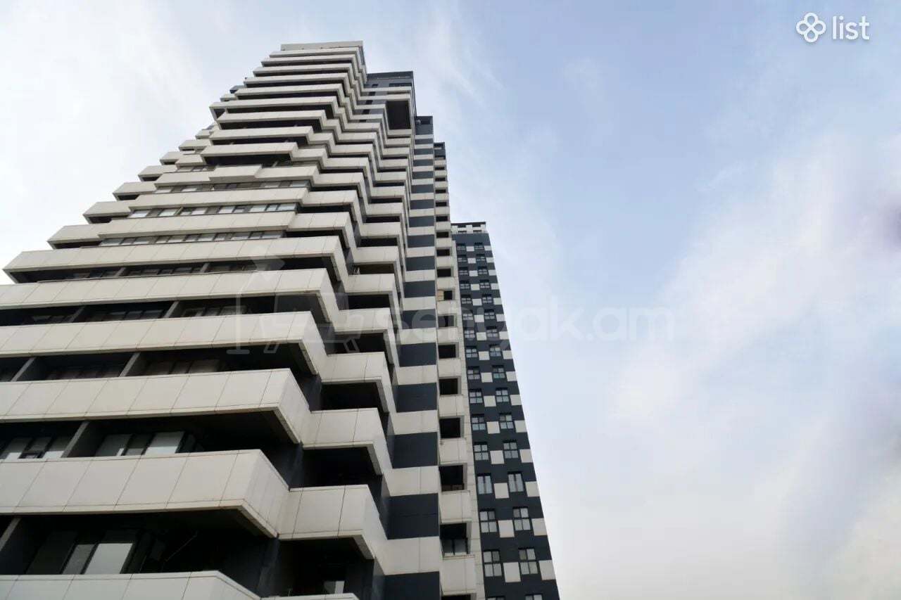 3 Սենյականոց Բնակարան Նորակառույցում, 105քմ, 17/20 հարկ, Կապիտալ Վերանորոգված