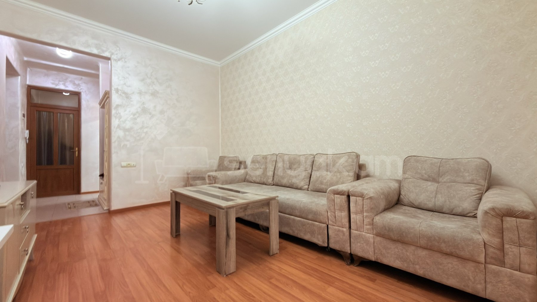 2 Սենյականոց Բնակարան Քարե Շենքում, 53քմ, 2/5 հարկ, Կապիտալ Վերանորոգված