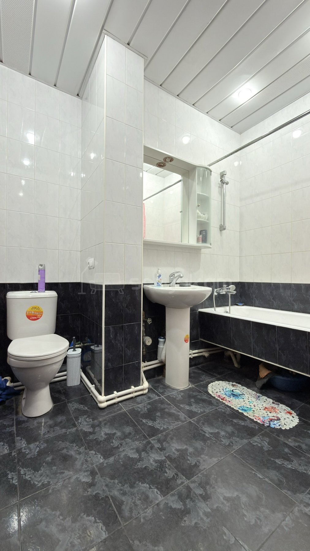 2 Սենյականոց Բնակարան Քարե Շենքում, 53քմ, 2/5 հարկ, Կապիտալ Վերանորոգված