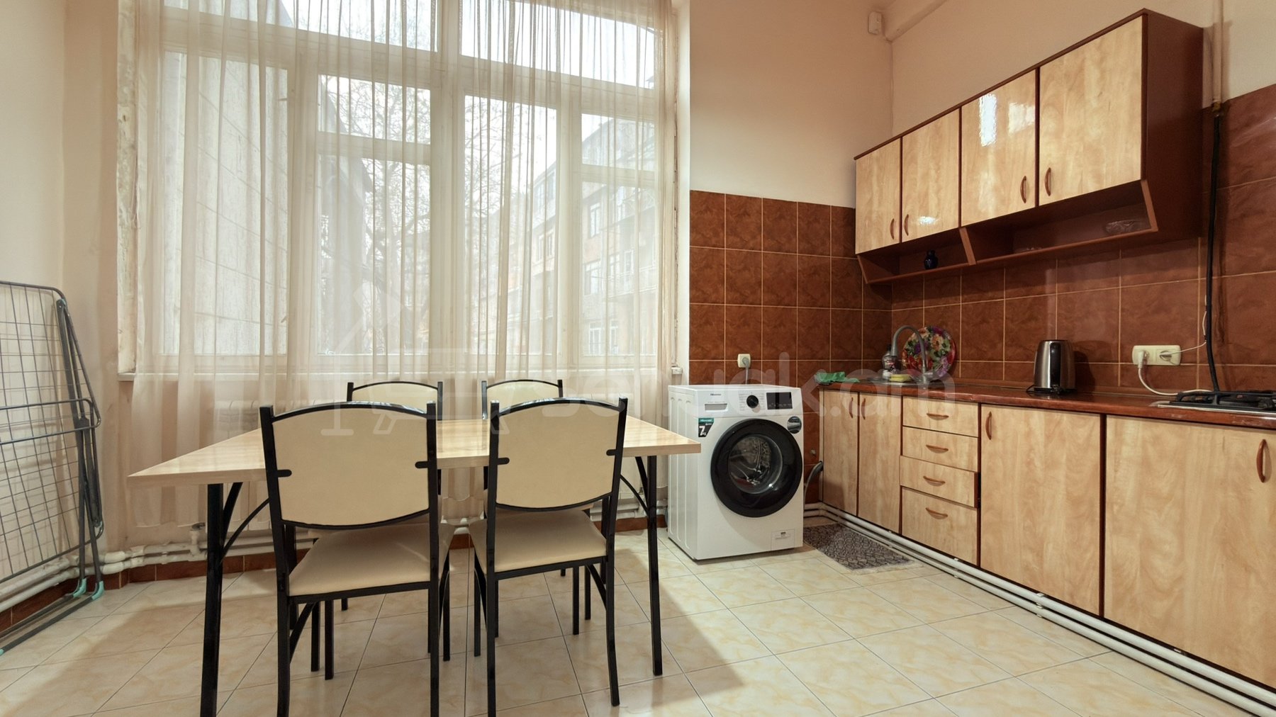 2 Սենյականոց Բնակարան Քարե Շենքում, 53քմ, 2/5 հարկ, Կապիտալ Վերանորոգված