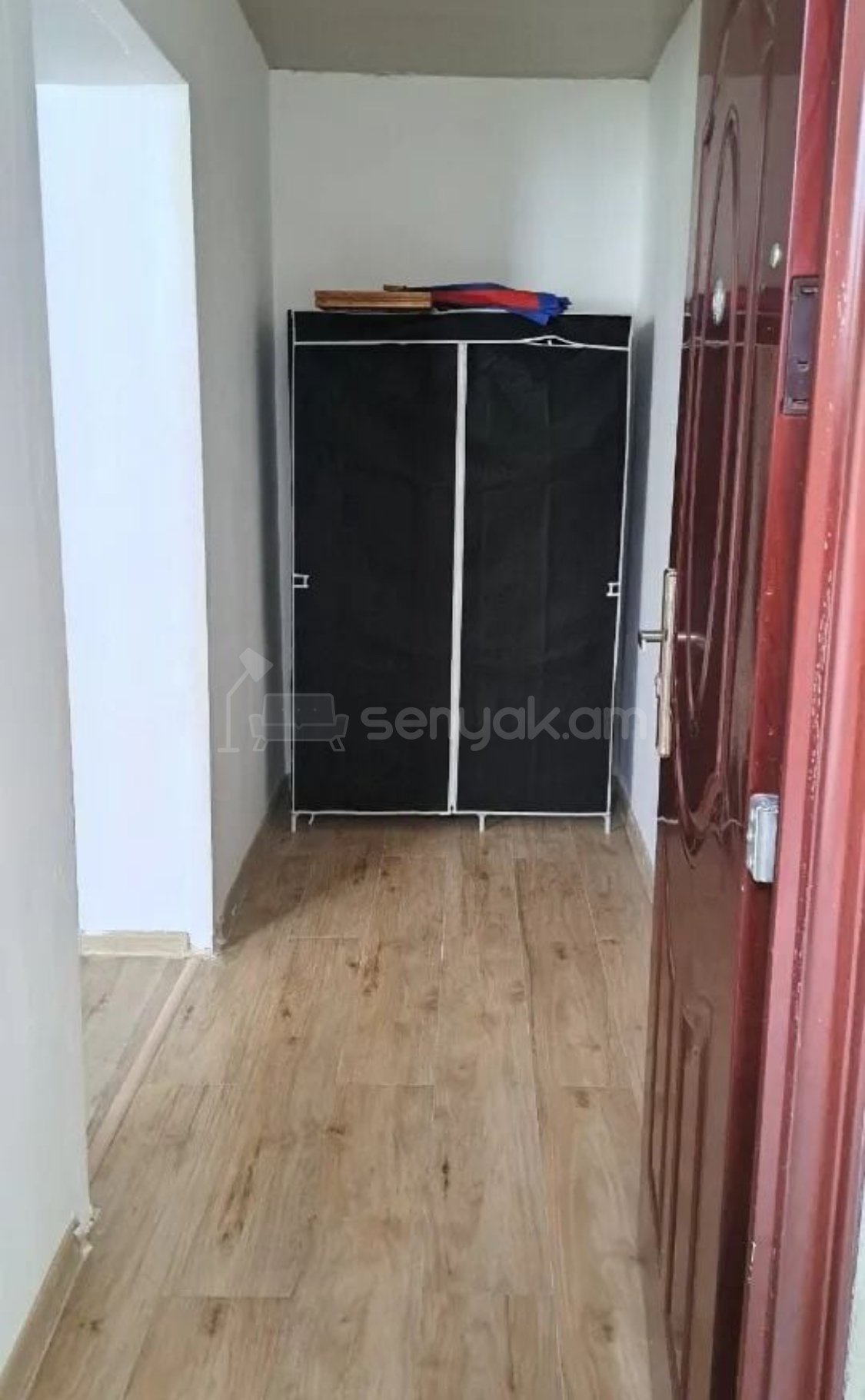 3 Սենյականոց Սեփական Տուն, 100քմ, Նորմալ Վիճակում, Կահավորված, Ավտոտնակով