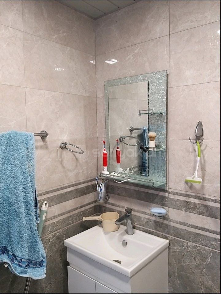 3 Սենյականոց Սեփական Տուն, 100քմ, Նորմալ Վիճակում, Կահավորված, Ավտոտնակով