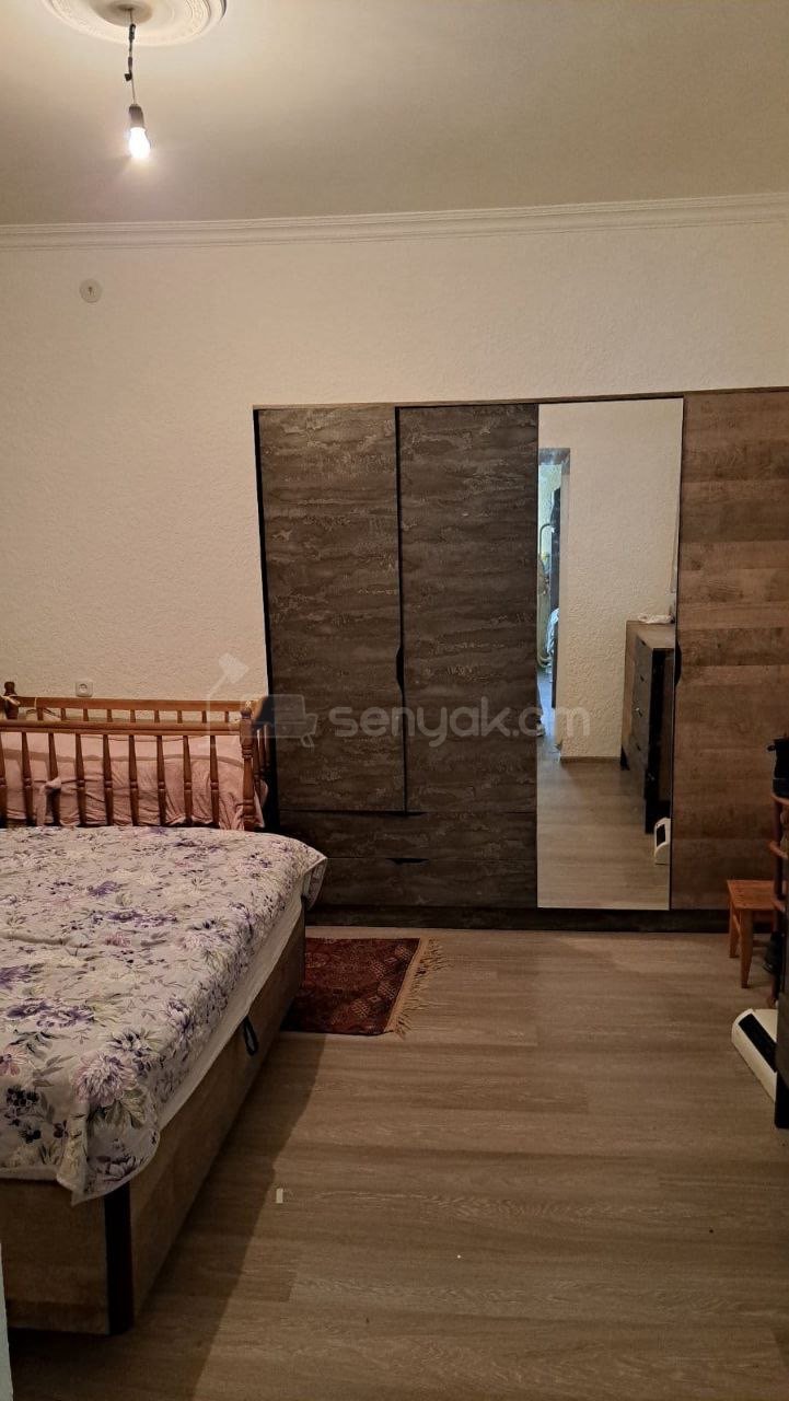 3 Սենյականոց Սեփական Տուն, 100քմ, Նորմալ Վիճակում, Կահավորված, Ավտոտնակով