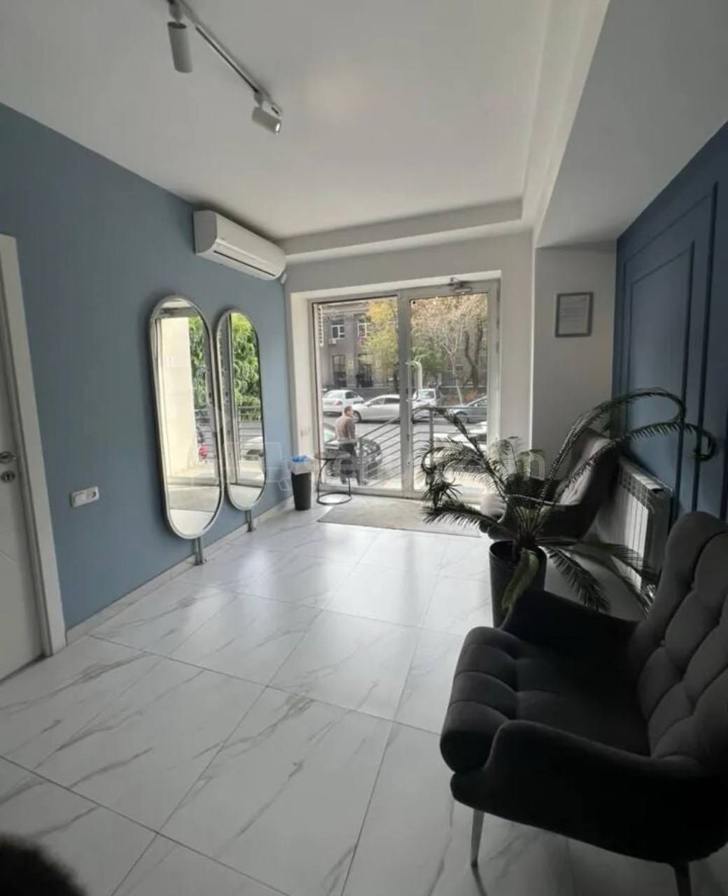 Առևտրի Տարածք, 114քմ, Կապիտալ Վերանորոգված