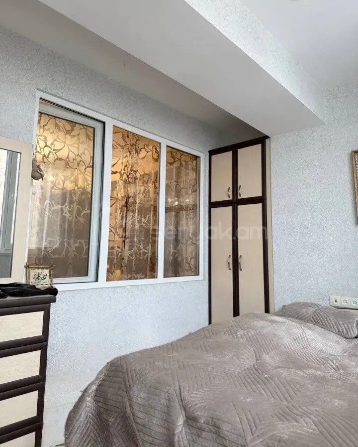 3 Սենյականոց Բնակարան, 78քմ, 10/14 հարկ, Նորմալ Վիճակում