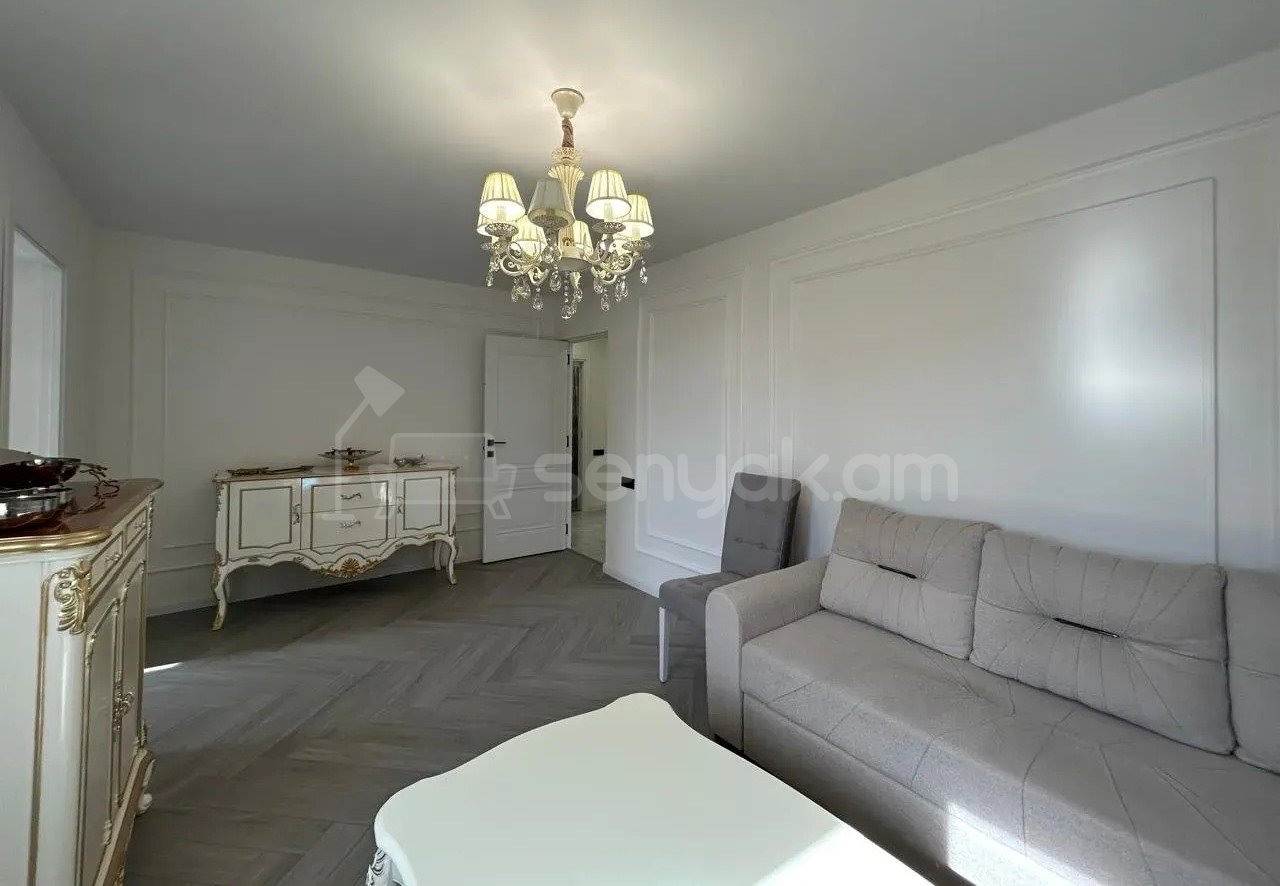 3 Սենյականոց Բնակարան Քարե Շենքում, 70քմ, 4/6 հարկ, Կապիտալ Վերանորոգված