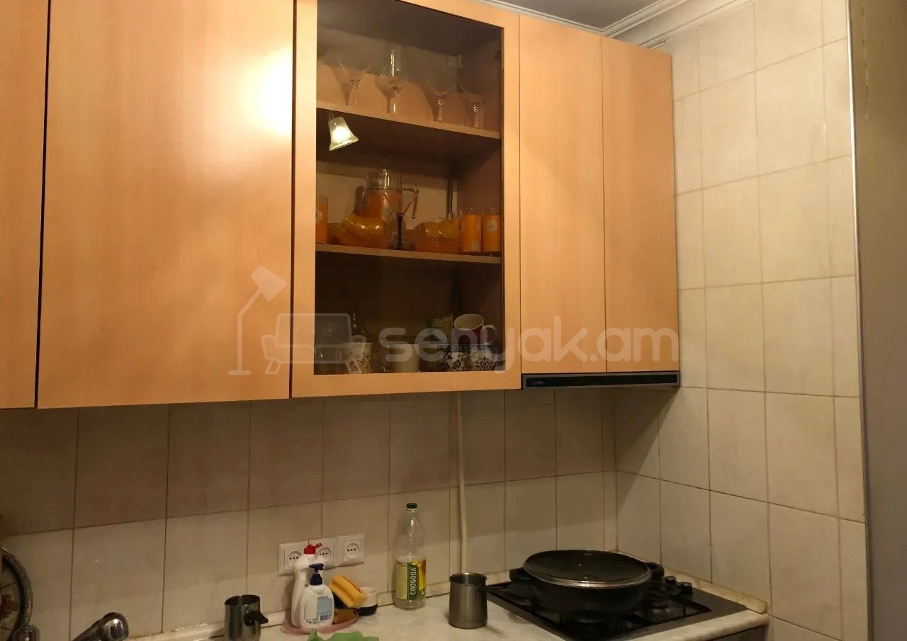 3 Սենյականոց Բնակարան, 65քմ, 7/12 հարկ, Նորմալ Վիճակում