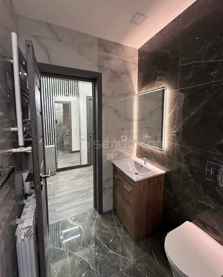 2 Սենյականոց Բնակարան Նորակառույցում, 71քմ, 2/6 հարկ, Կապիտալ Վերանորոգված