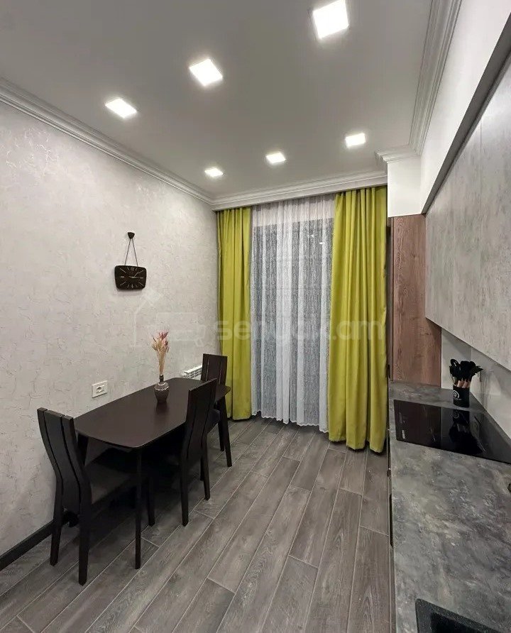 2 Սենյականոց Բնակարան Նորակառույցում, 71քմ, 2/6 հարկ, Կապիտալ Վերանորոգված