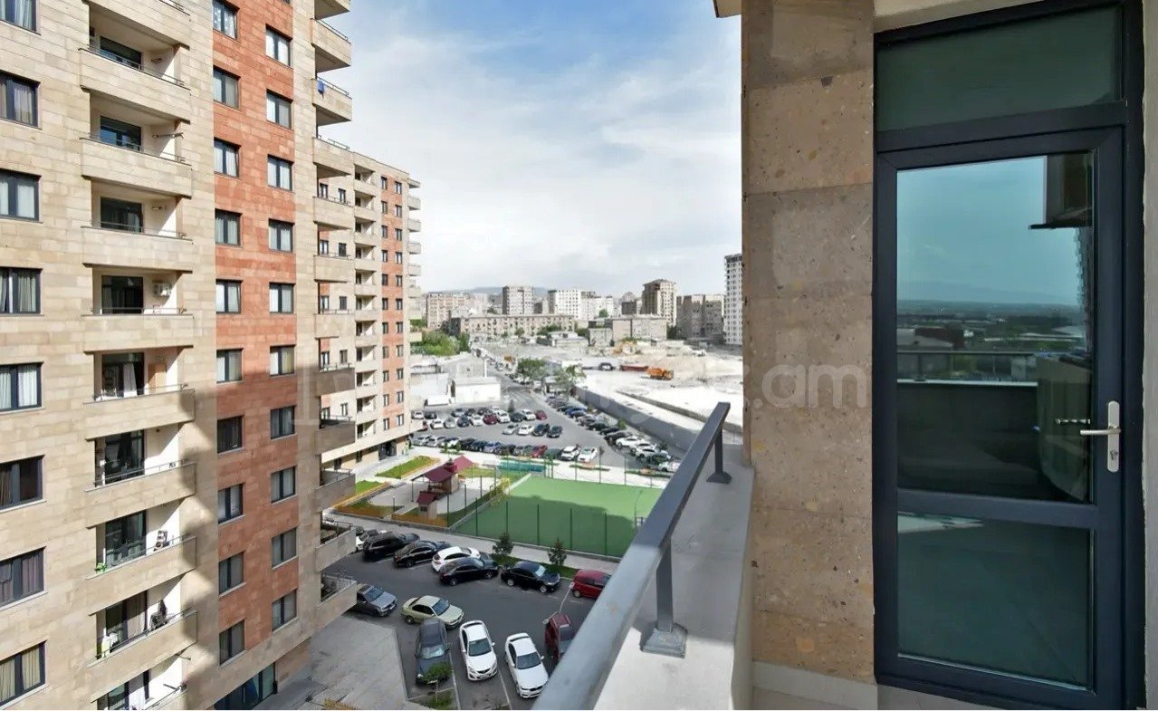 3 Սենյականոց Բնակարան Նորակառույցում, 80քմ, 6/12 հարկ, Դիզայներական Վերանորոգված