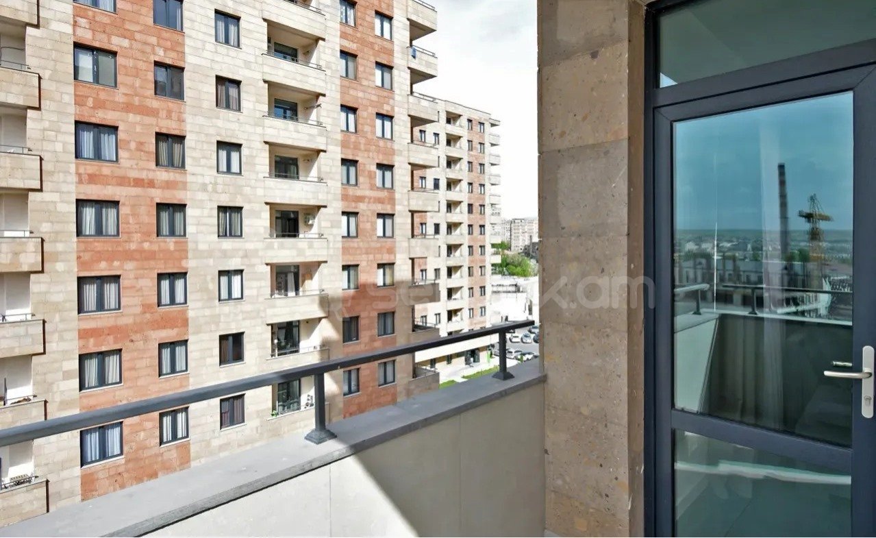 3 Սենյականոց Բնակարան Նորակառույցում, 80քմ, 6/12 հարկ, Դիզայներական Վերանորոգված