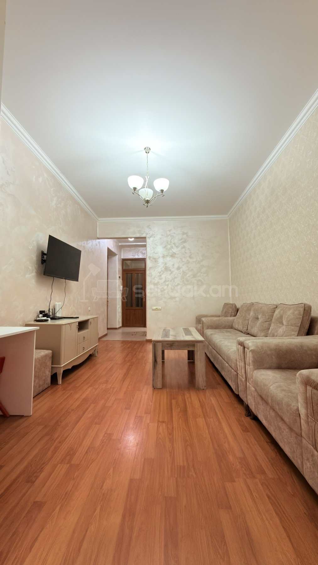 2 Սենյականոց Բնակարան Քարե Շենքում, 53քմ, 2/4 հարկ, Կապիտալ Վերանորոգված