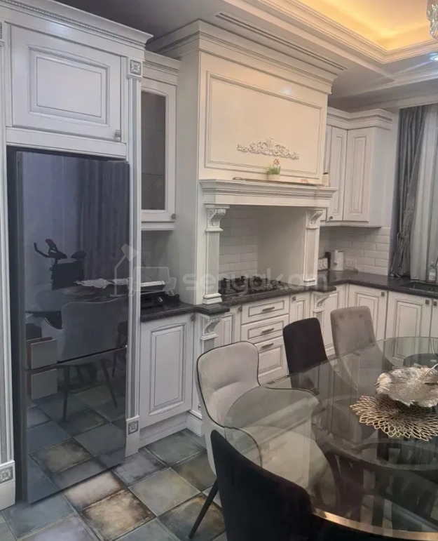 4 Սենյականոց Բնակարան Նորակառույցում, 140քմ, 15/18 հարկ, Դիզայներական Վերանորոգված, Կահավորված, Արևկող