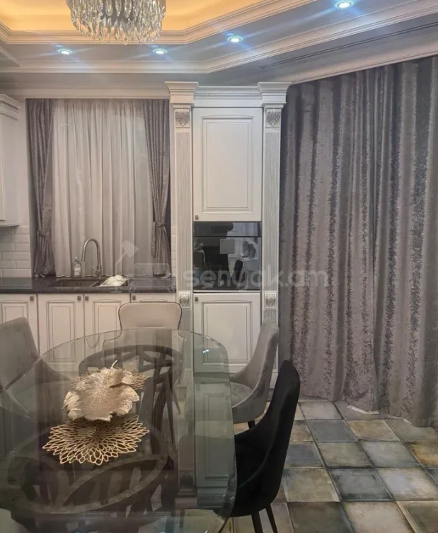 4 Սենյականոց Բնակարան Նորակառույցում, 140քմ, 15/18 հարկ, Դիզայներական Վերանորոգված, Կահավորված, Արևկող