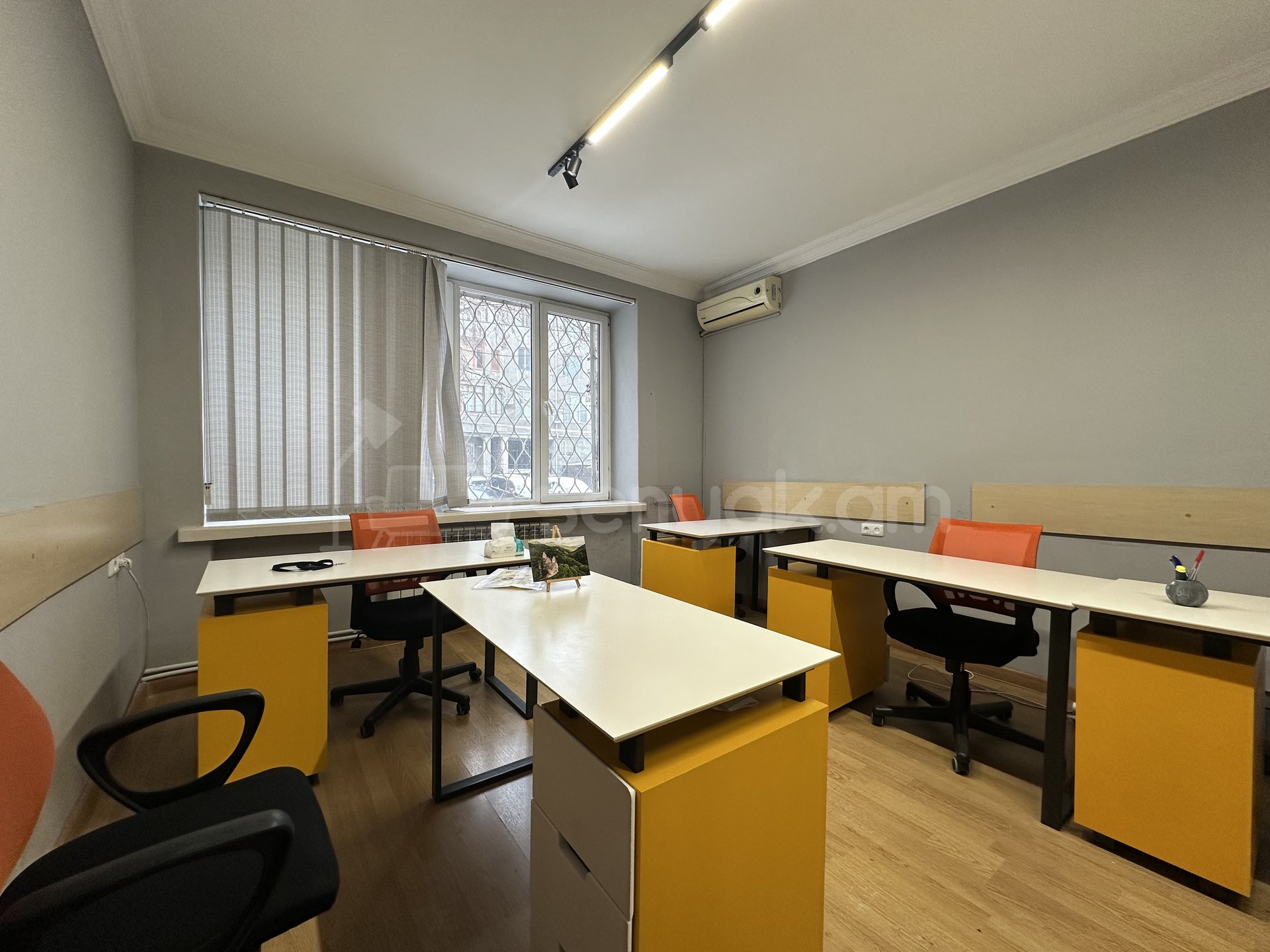 Օֆիսային Տարածք, 56քմ