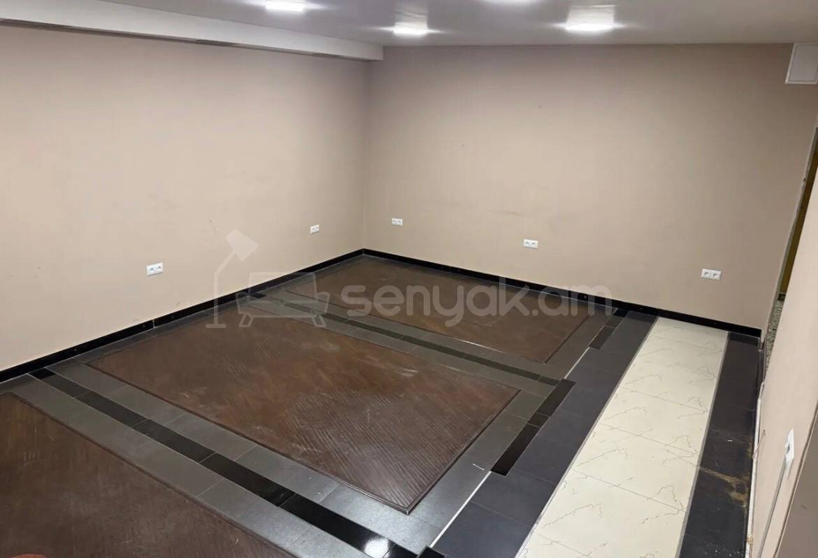 Օֆիսային Տարածք, 200քմ, Կապիտալ Վերանորոգված