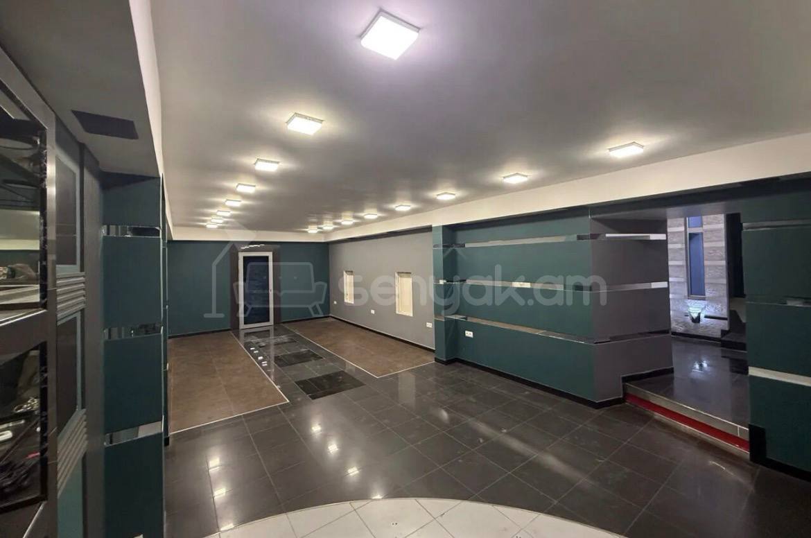 Օֆիսային Տարածք, 200քմ, Կապիտալ Վերանորոգված