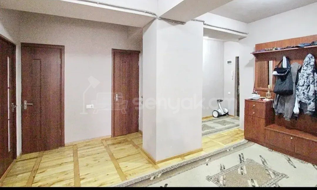 3 Սենյականոց Բնակարան, 83քմ, 13/14 հարկ, Նորմալ Վիճակում