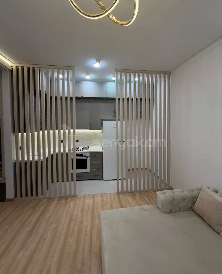 2 Սենյականոց Բնակարան Քարե Շենքում, 39քմ, 3/5 հարկ, Կապիտալ Վերանորոգված