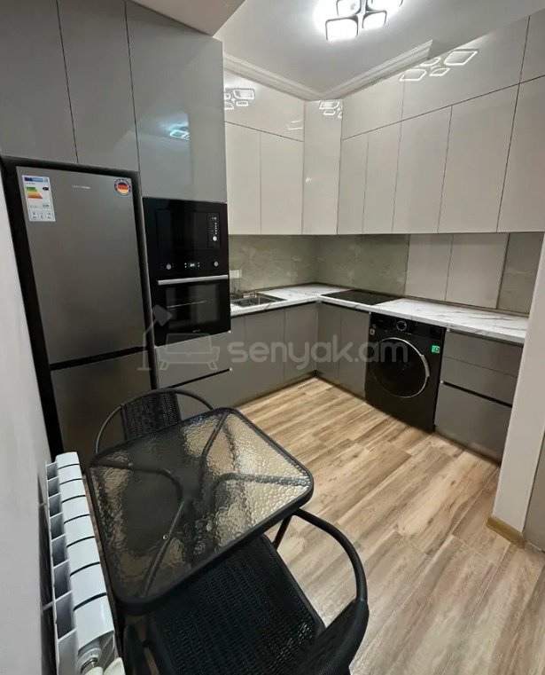 2 Սենյականոց Բնակարան Նորակառույցում, 48քմ, 4/8 հարկ, Դիզայներական Վերանորոգված, Կահավորված