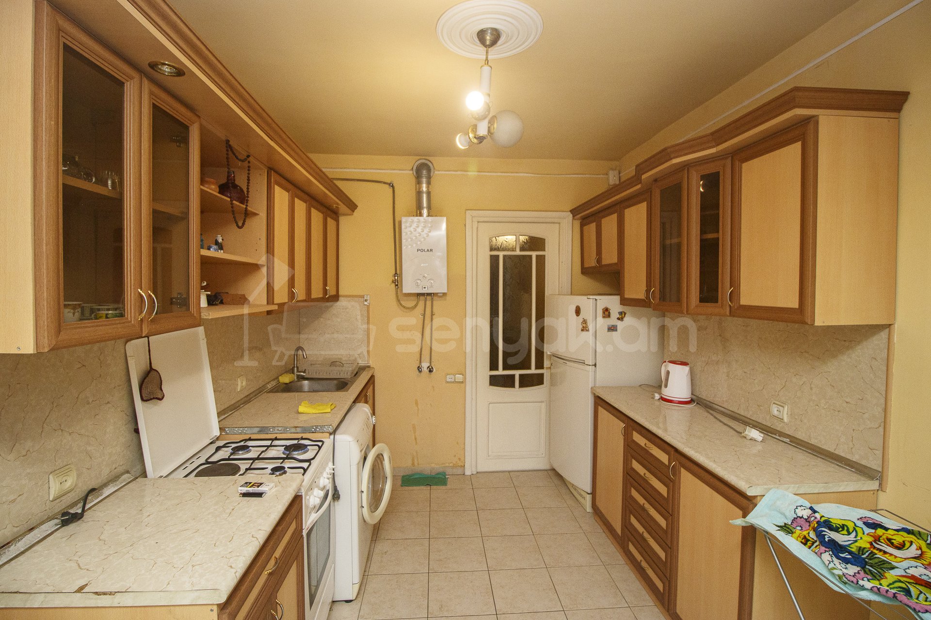 2 Սենյականոց Բնակարան Քարե Շենքում, 55քմ, 3/5 հարկ, Նորմալ Վիճակում