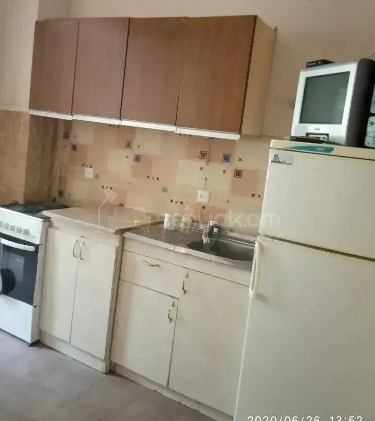 1 Սենյականոց Բնակարան Քարե Շենքում, 30քմ, 3/5 հարկ, Կոսմետիկ Վերանորոգված