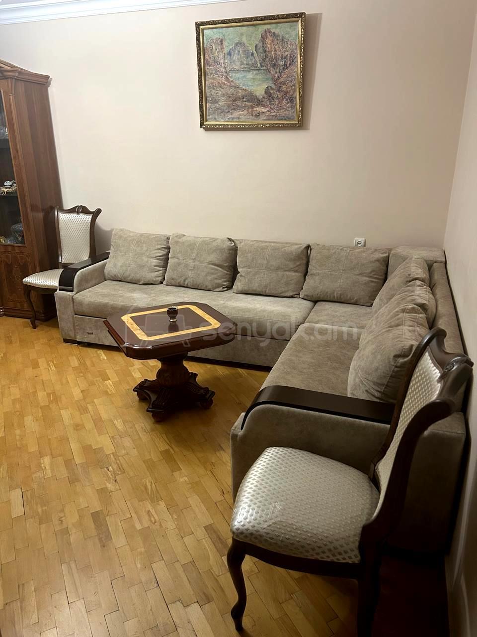 4 Սենյականոց Բնակարան, 84քմ, 3/9 հարկ, Կապիտալ Վերանորոգված