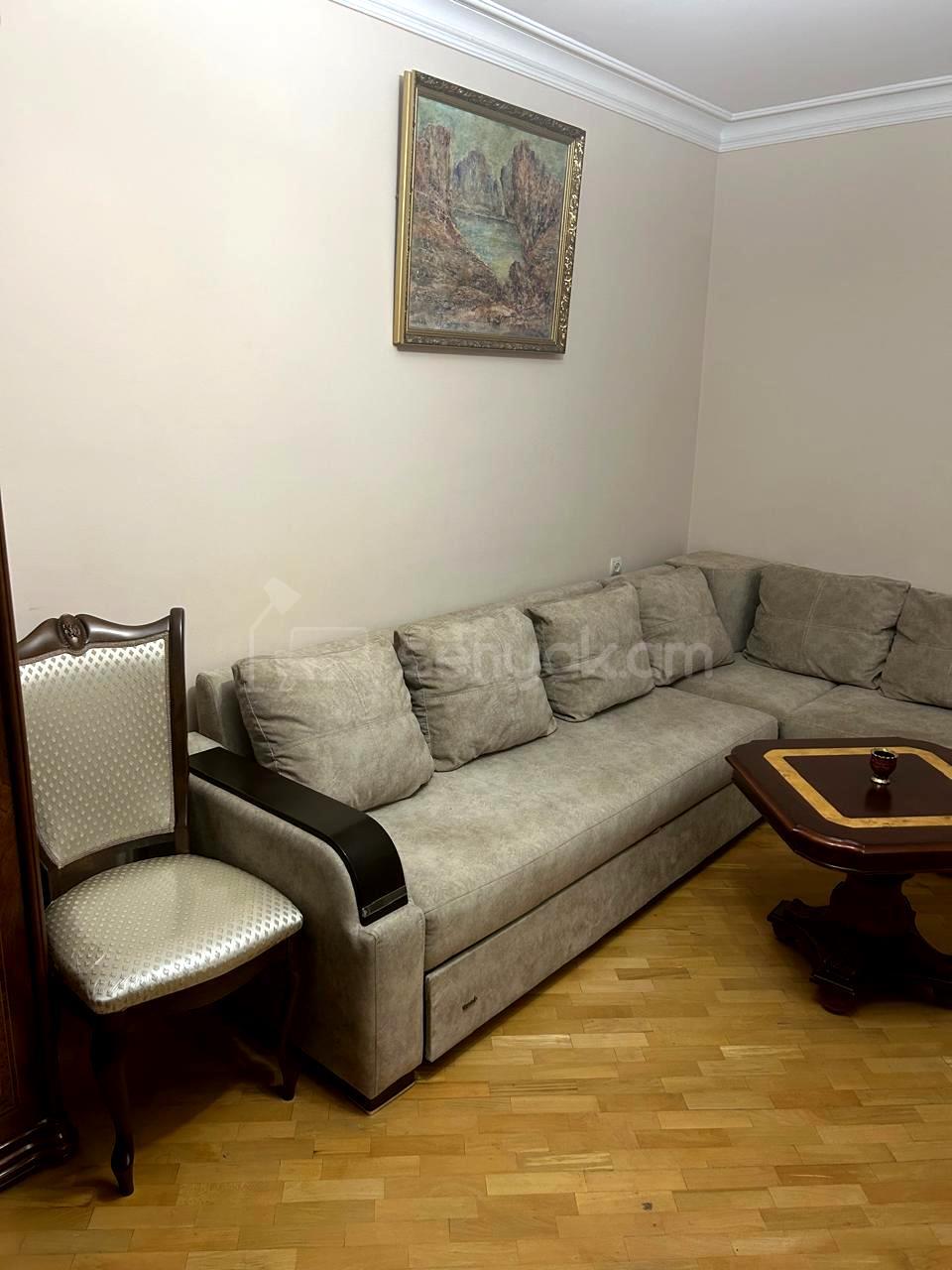 4 Սենյականոց Բնակարան, 84քմ, 3/9 հարկ, Կապիտալ Վերանորոգված