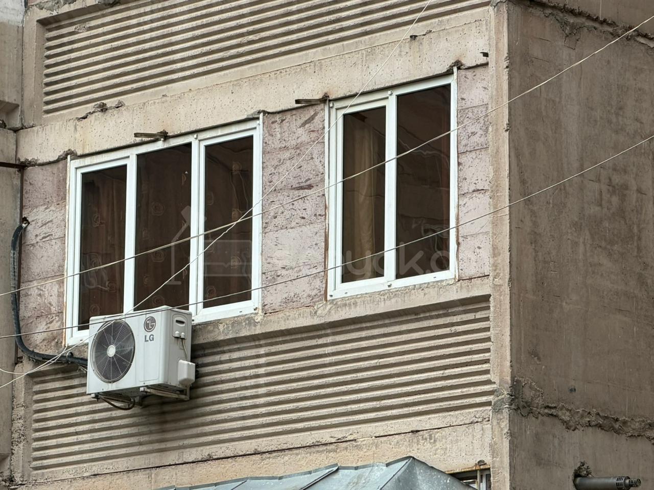 4 Սենյականոց Բնակարան, 84քմ, 3/9 հարկ, Կապիտալ Վերանորոգված