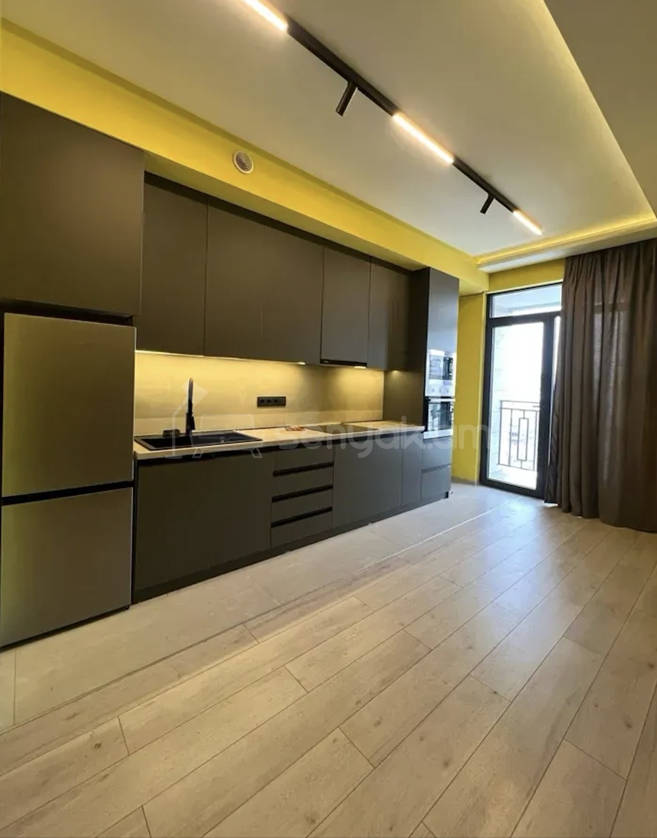 2 Սենյականոց Բնակարան Նորակառույցում, 52քմ, 10/19 հարկ, Կապիտալ Վերանորոգված, Կահավորված, Արևկող