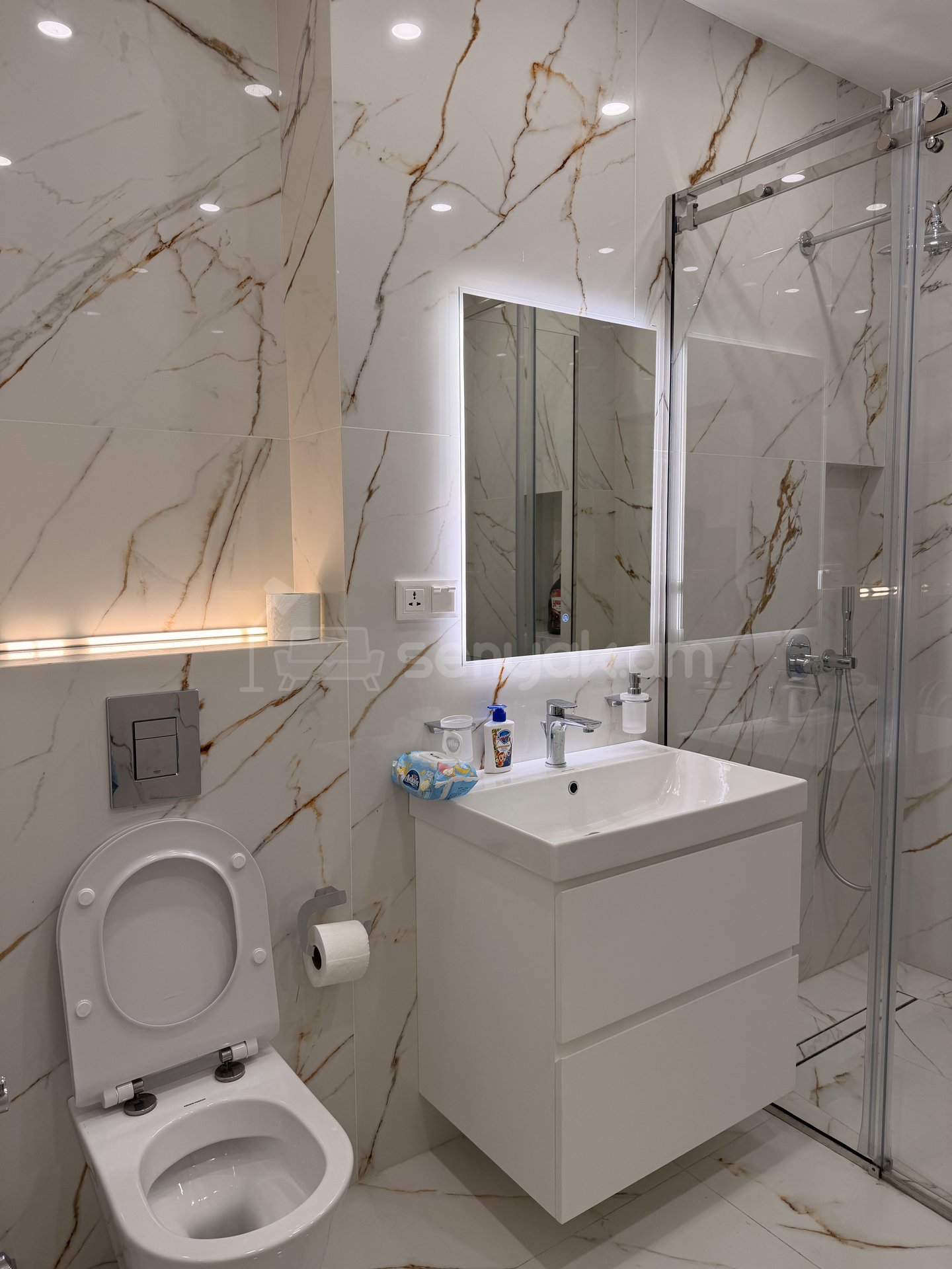 4 Սենյականոց Բնակարան Նորակառույցում, 124քմ, 7/8 հարկ, Կապիտալ Վերանորոգված, Կահավորված, Արևկող