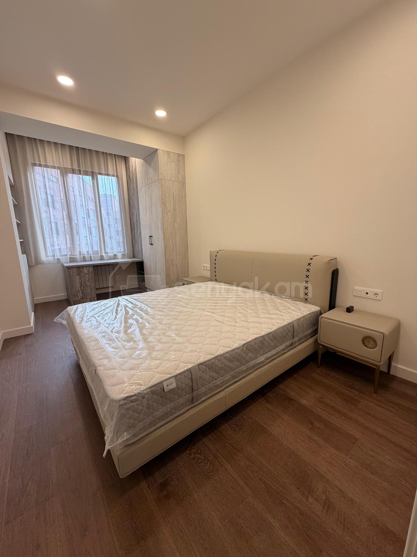 4 Սենյականոց Բնակարան Նորակառույցում, 124քմ, 7/8 հարկ, Կապիտալ Վերանորոգված, Կահավորված, Արևկող