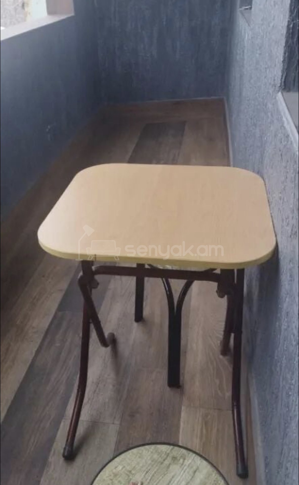 3 Սենյականոց Բնակարան Քարե Շենքում, 75քմ, 2/2 հարկ, Դիզայներական Վերանորոգված, Կահավորված, Արևկող