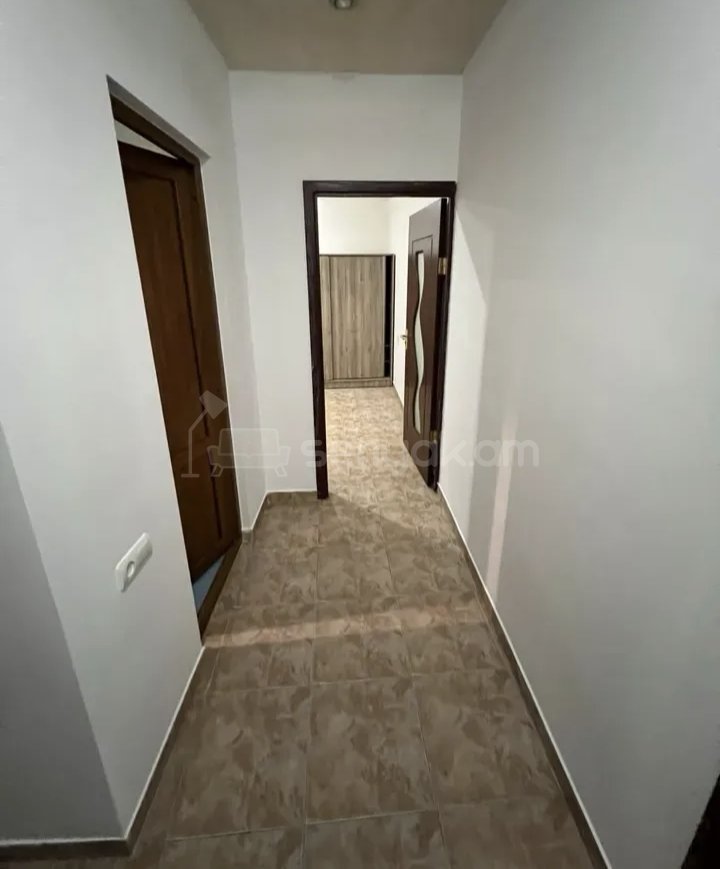 2 Սենյականոց Բնակարան Քարե Շենքում, 55քմ, 1/1 հարկ, Կապիտալ Վերանորոգված, Կահավորված