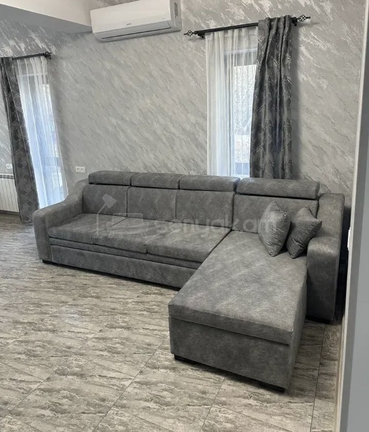 2 Սենյականոց Բնակարան Քարե Շենքում, 56քմ, 2/9 հարկ, Կապիտալ Վերանորոգված, Կահավորված